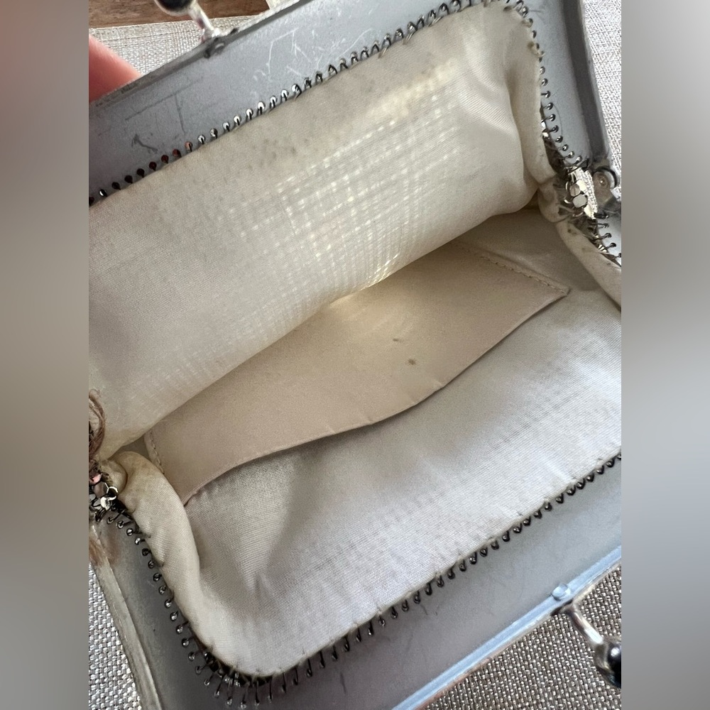 Vintage silver mesh evening purse - Picture 4 of 5